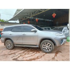 2018 ລົດເຊົ່າ Toyota Fortuner 